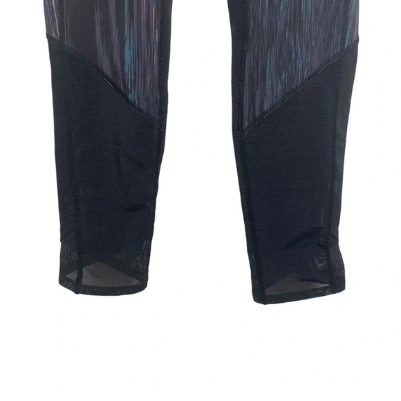 NWT New Balance Printed Elixir Mesh Athletic Leggings in Black/Blue Size S - Picture 6 of 12